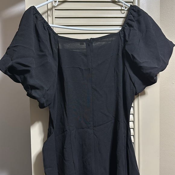 Black dress (small) new - Picture 4 of 5